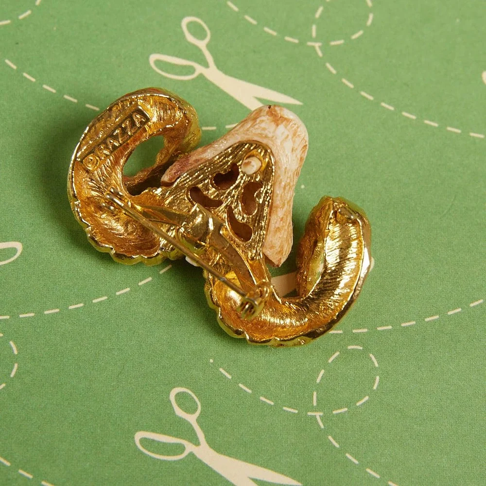 Gold Capricorn Goat Ram Razza Pin Brooch - Picture 2 of 3
